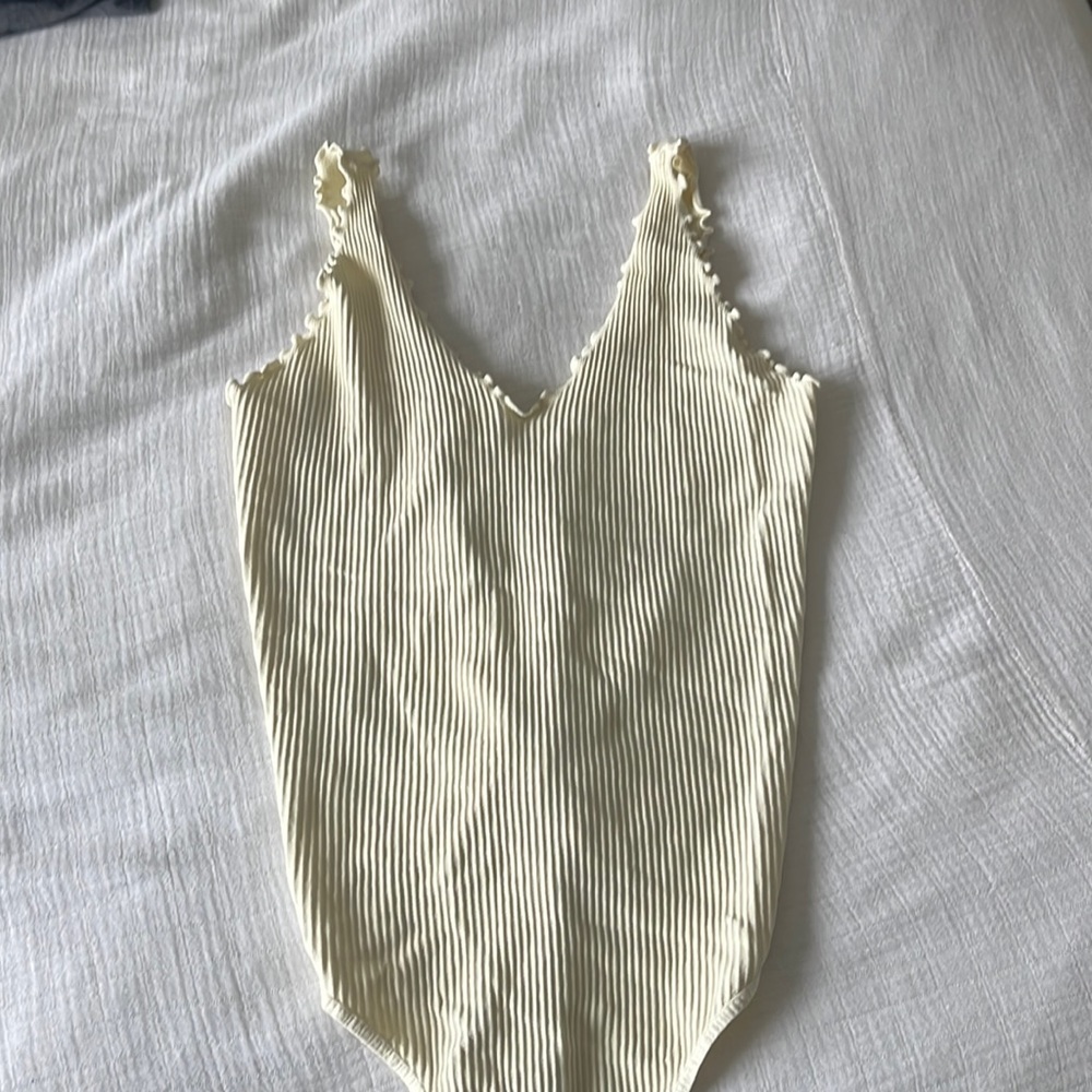 Free People Lettuce Edge Seamless Bodysuit, Sz M/L, Cream
